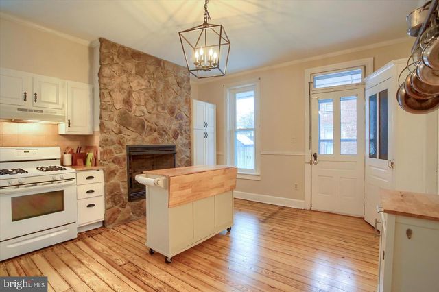 147 A ST, Carlisle, PA 17013