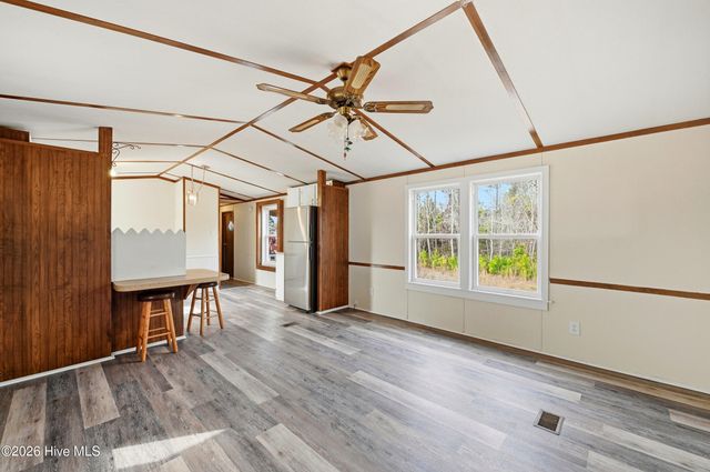 4812 Coastal Drive SE, Southport, NC 28461