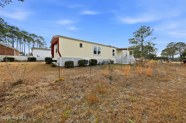 4812 Coastal Drive SE, Southport, NC 28461