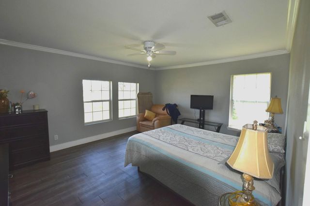 504 Cedar Street, Sweeny, TX 77480