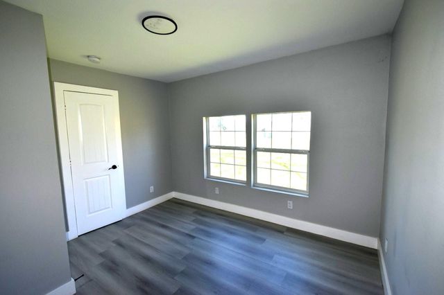 504 Cedar Street, Sweeny, TX 77480