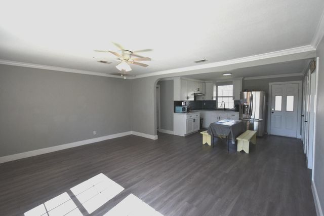 504 Cedar Street, Sweeny, TX 77480