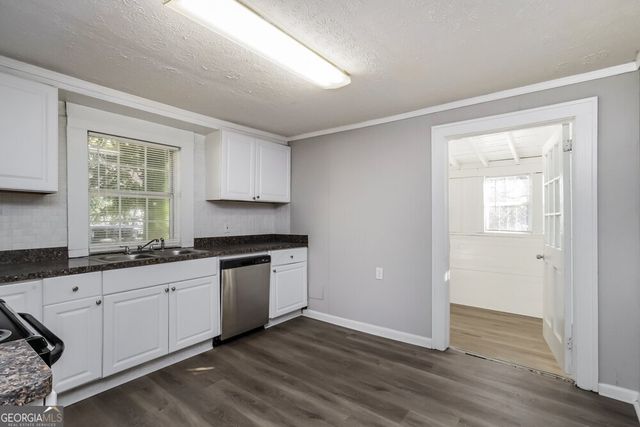 195 Neely Hammonds Road, Covington, GA 30014