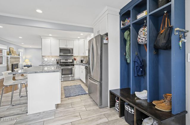 2041 Morrow Avenue, Niskayuna, NY 12309