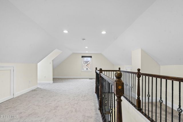 2041 Morrow Avenue, Niskayuna, NY 12309