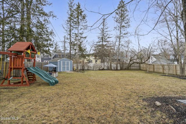 2041 Morrow Avenue, Niskayuna, NY 12309