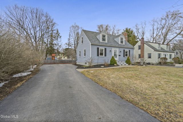 2041 Morrow Avenue, Niskayuna, NY 12309