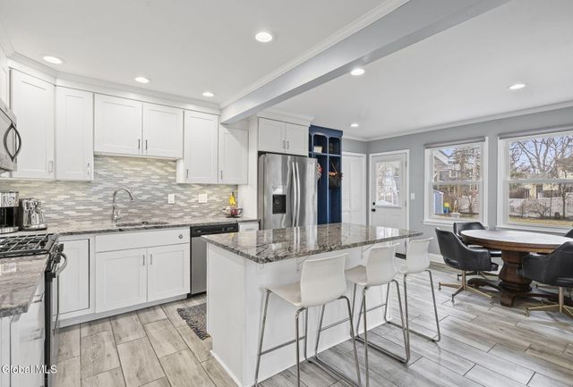 2041 Morrow Avenue, Niskayuna, NY 12309