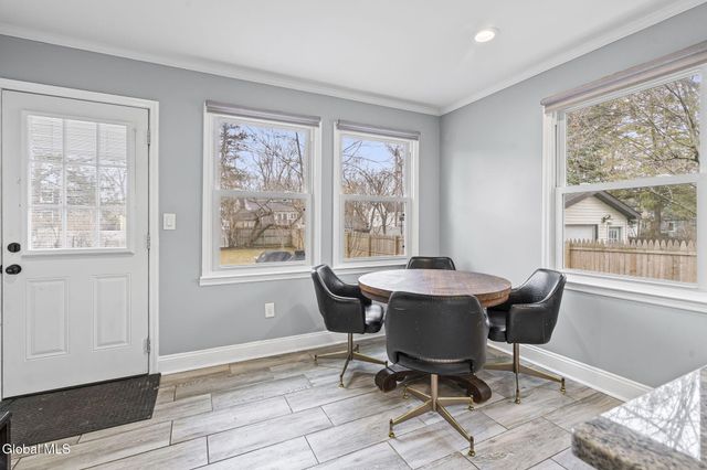 2041 Morrow Avenue, Niskayuna, NY 12309