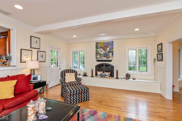 8535 Washington Boulevard, Indianapolis, IN 46240