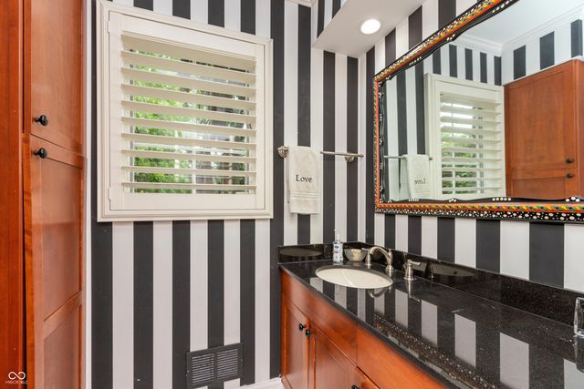 8535 Washington Boulevard, Indianapolis, IN 46240