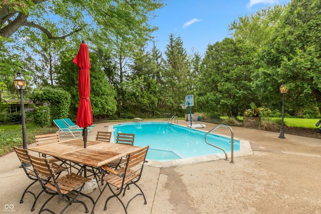 8535 Washington Boulevard, Indianapolis, IN 46240