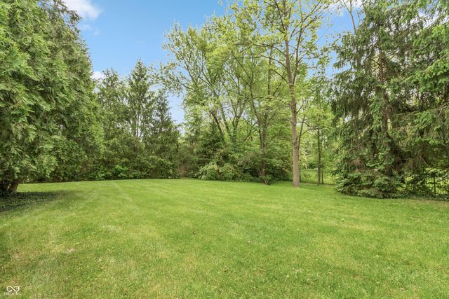 8535 Washington Boulevard, Indianapolis, IN 46240