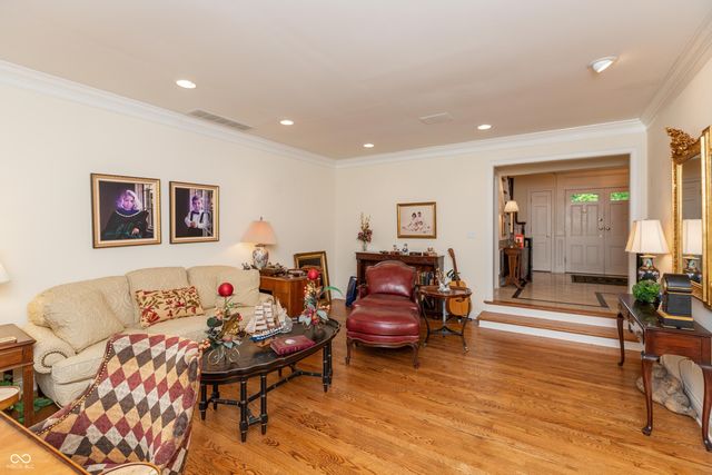 8535 Washington Boulevard, Indianapolis, IN 46240