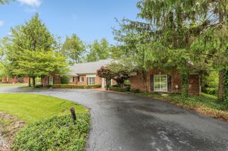 8535 Washington Boulevard, Indianapolis, IN 46240