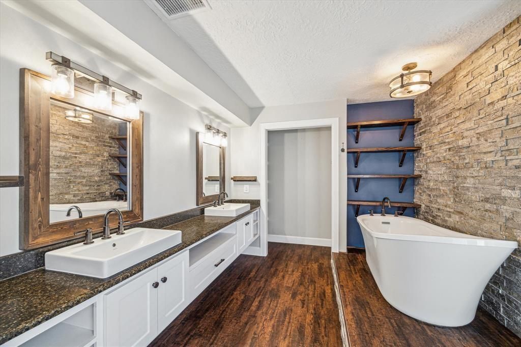 11631 Snowmass Drive, Houston, TX 77070