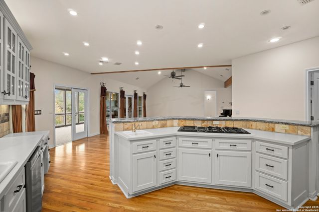 1245 Phantom Rider, Spring Branch, TX 78070