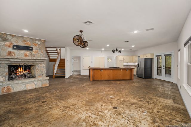 1245 Phantom Rider, Spring Branch, TX 78070