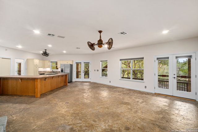 1245 Phantom Rider, Spring Branch, TX 78070