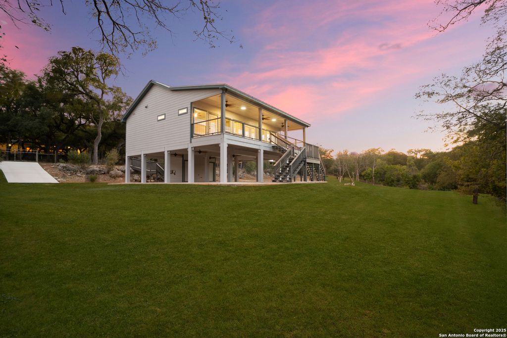 1245 Phantom Rider, Spring Branch, TX 78070