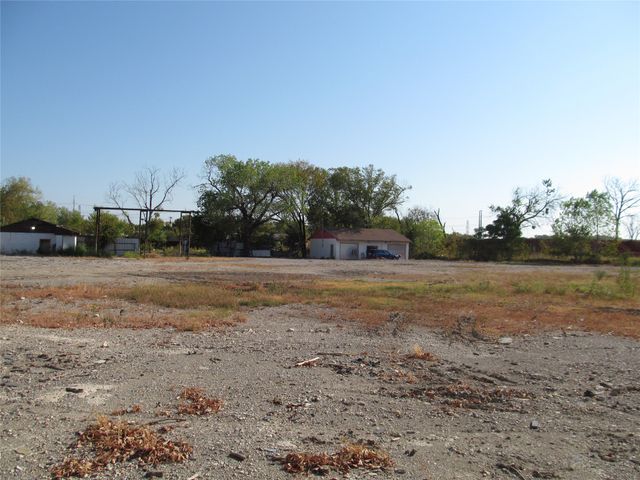 2822 Childs Street, Dallas, TX 75203