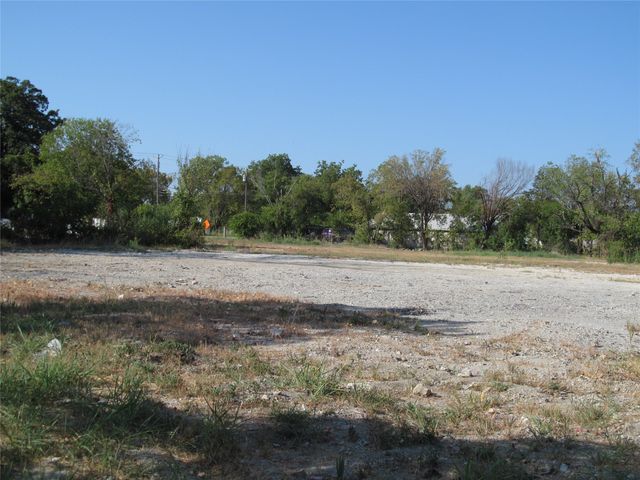2822 Childs Street, Dallas, TX 75203