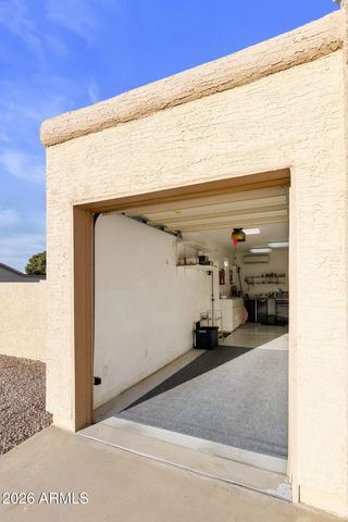 26020 S FLAME TREE Drive, Sun Lakes, AZ 85248