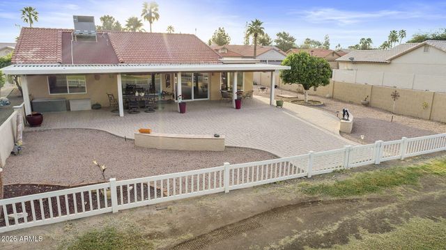26020 S FLAME TREE Drive, Sun Lakes, AZ 85248