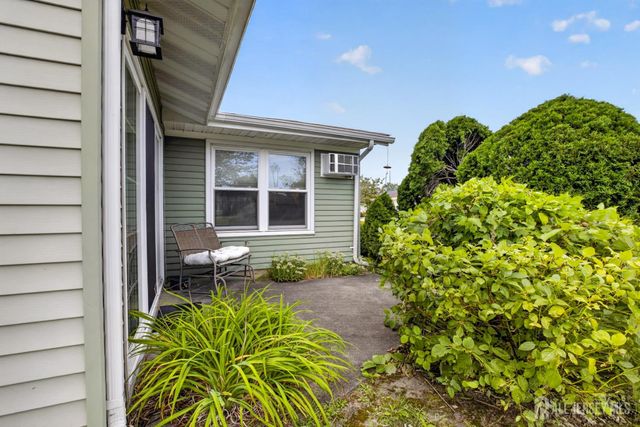 484 Fairton Drive Drive A, Monroe, NJ 08831
