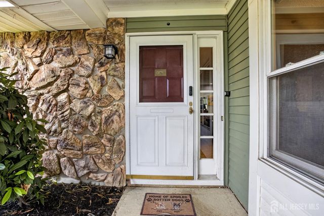 484 Fairton Drive Drive A, Monroe, NJ 08831