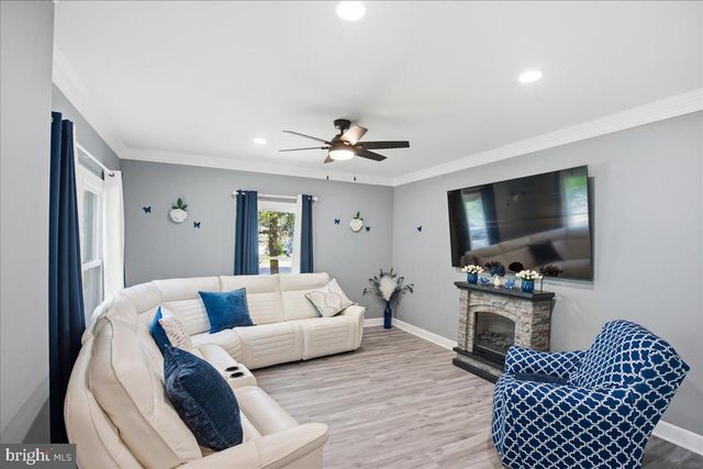 21314 S ESSEX DR, Lexington Park, MD 20653