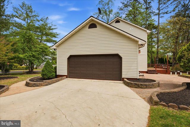 21314 S ESSEX DR, Lexington Park, MD 20653