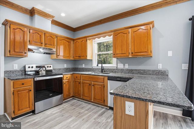 21314 S ESSEX DR, Lexington Park, MD 20653