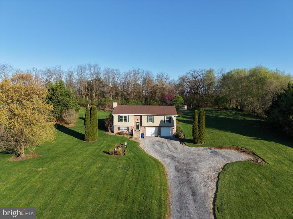 439 STRITE ROAD, Chambersburg, PA 17202