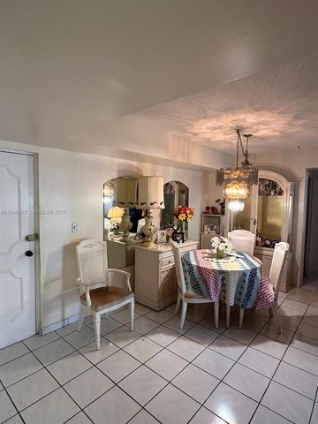 17560 Atlantic Boulevard 109, Sunny Isles Beach, FL 33160