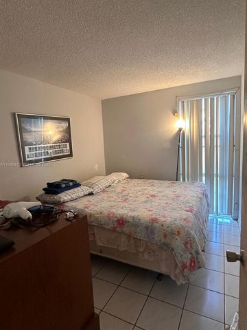 17560 Atlantic Boulevard 109, Sunny Isles Beach, FL 33160