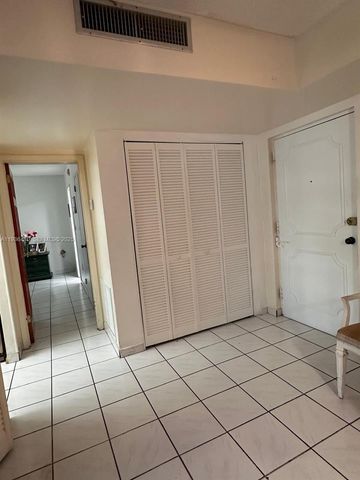 17560 Atlantic Boulevard 109, Sunny Isles Beach, FL 33160