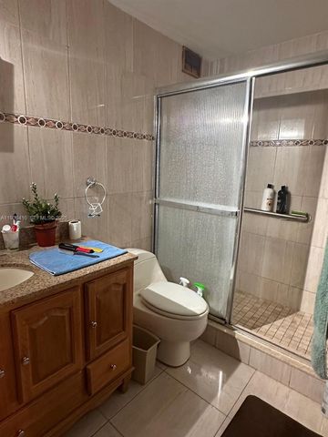 17560 Atlantic Boulevard 109, Sunny Isles Beach, FL 33160