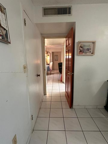 17560 Atlantic Boulevard 109, Sunny Isles Beach, FL 33160