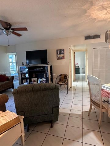 17560 Atlantic Boulevard 109, Sunny Isles Beach, FL 33160