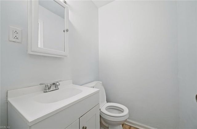 902 Center AVE, Newport News, VA 23605