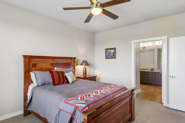 1900 Barton Springs RD 5032, Austin, TX 78704