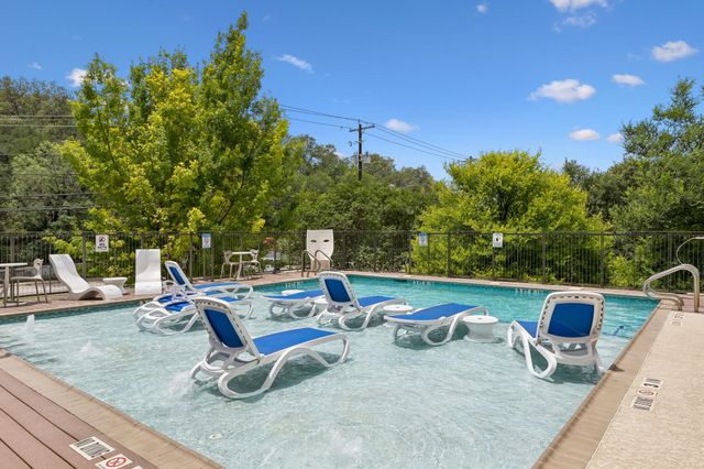 1900 Barton Springs RD 5032, Austin, TX 78704