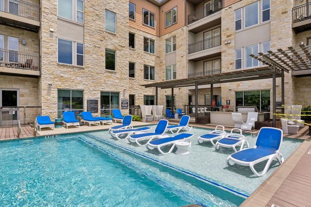 1900 Barton Springs RD 5032, Austin, TX 78704