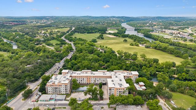 1900 Barton Springs RD 5032, Austin, TX 78704