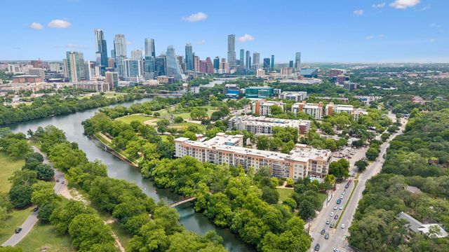 1900 Barton Springs RD 5032, Austin, TX 78704
