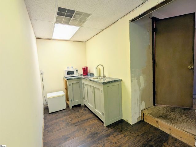 1457 Gentry Memorial Highway, Easley, SC 29640