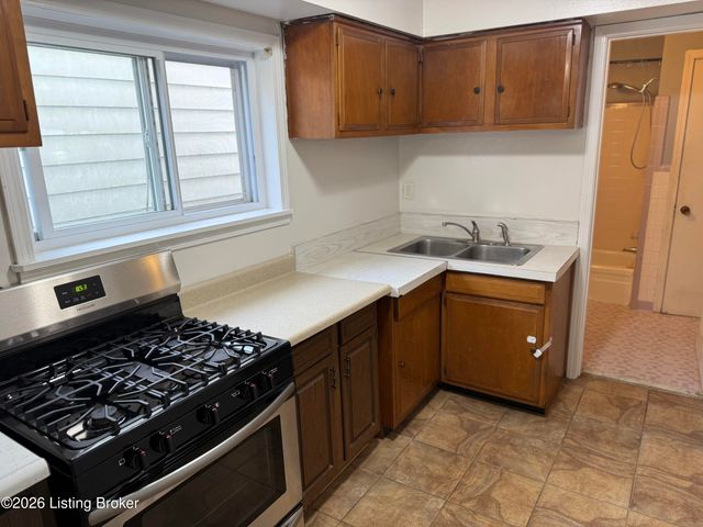 2044 Midland Ave, Louisville, KY 40204