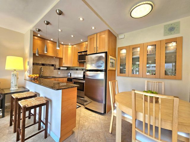 3208 SE 11th Street 102, Pompano Beach, FL 33060