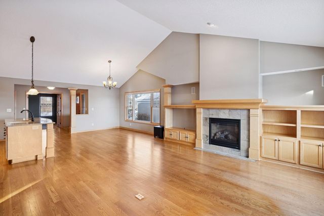 1336 Palisade Path, Woodbury, MN 55129